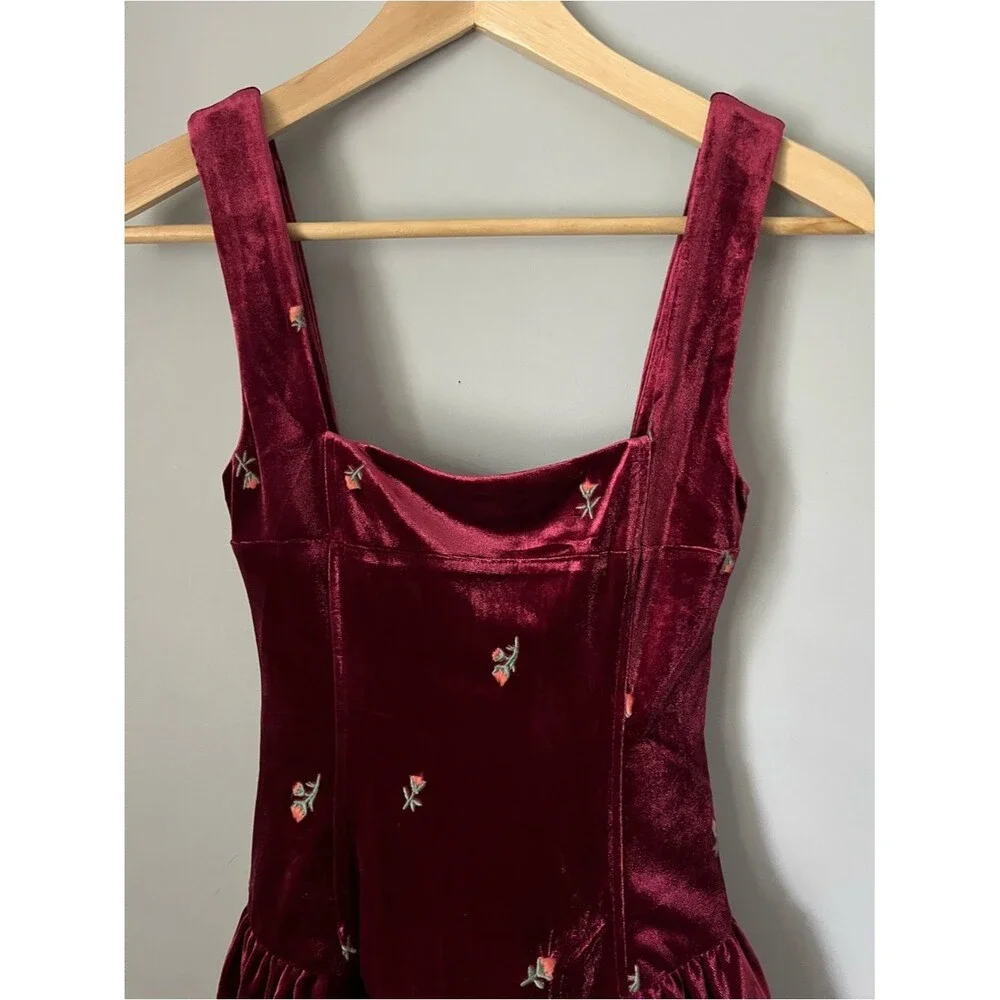 WeWoreWhat Embroidered Corset Peplum Burgundy Velvet Mini Dress Size 0 NWT